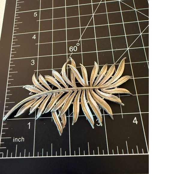 Vintage Crown Trifari Large Silver Tone Palm Leaf Brooch Pin 4" Signed Statement - Picture 3 of 5